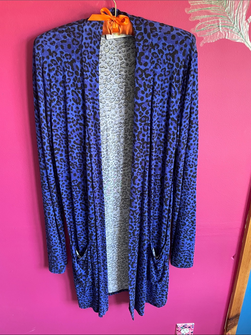 Blue Leopard Print Open-Front Women's Cardigan. Front vertical pockets💙